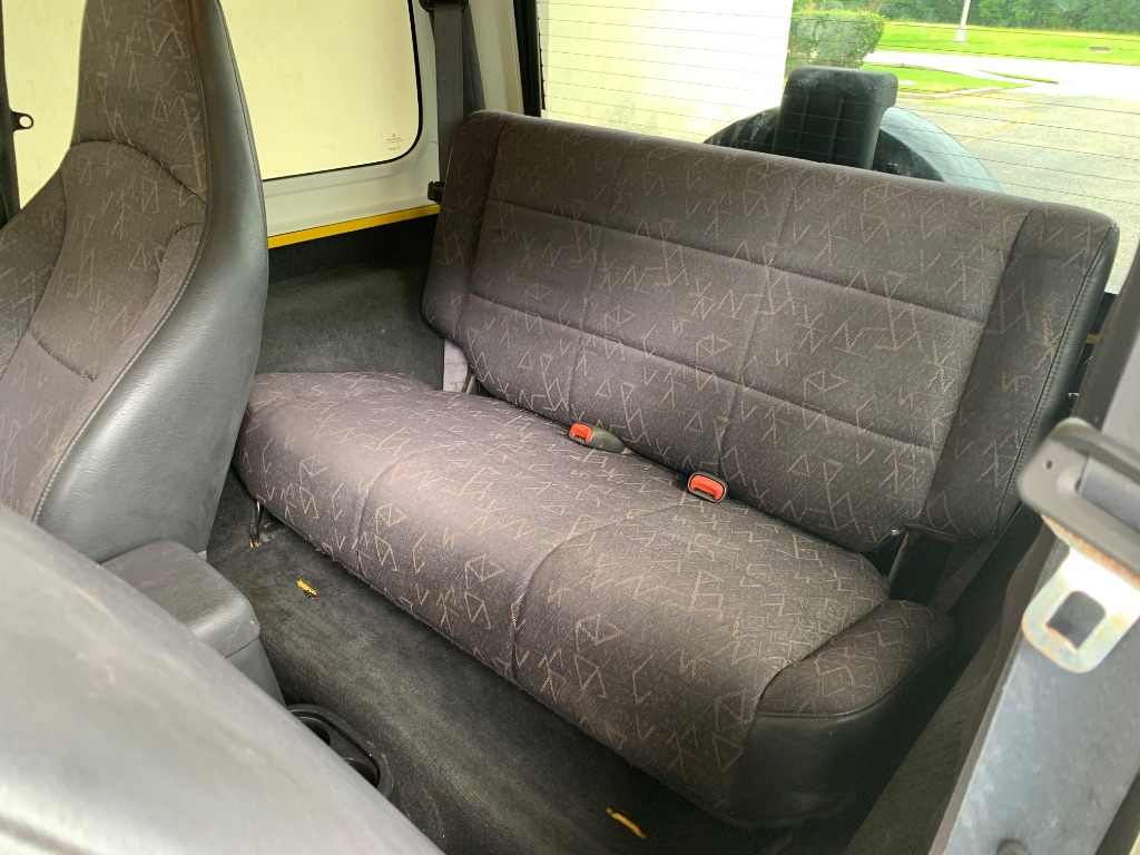 2001 Jeep Wrangler SPORT - Photo 6